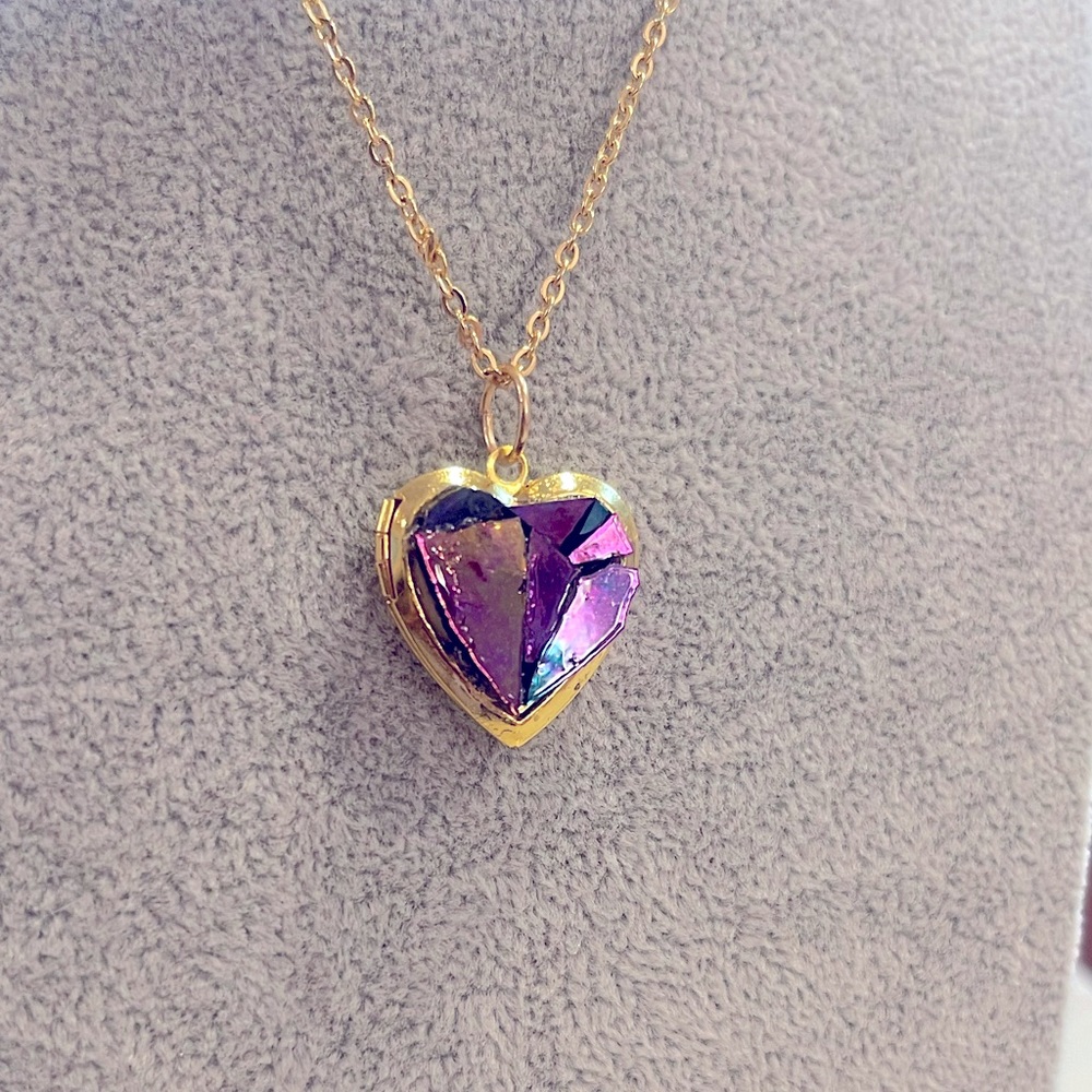 Cut Glass Gold Heart Locket